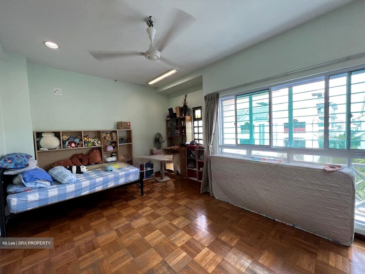 Glasgow Road (D19), Terrace #468445801